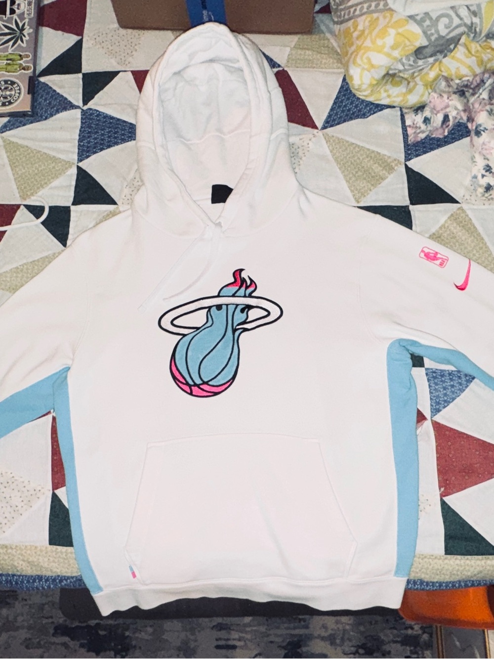Nike Miami Heat
"Vice Nights" / City Edition Fleece 
Pullover Hoodie in white.